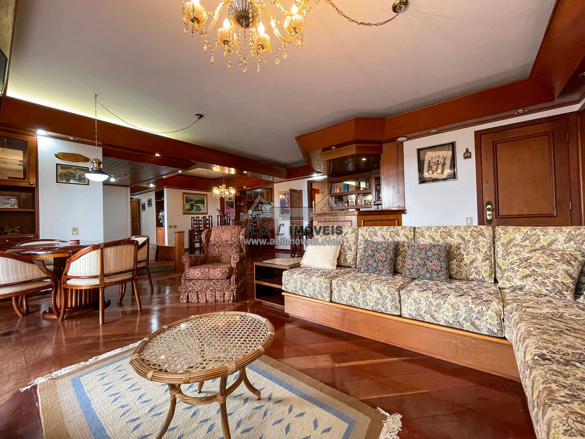 Apartamento, 4 quartos, 267 m² - Foto 1