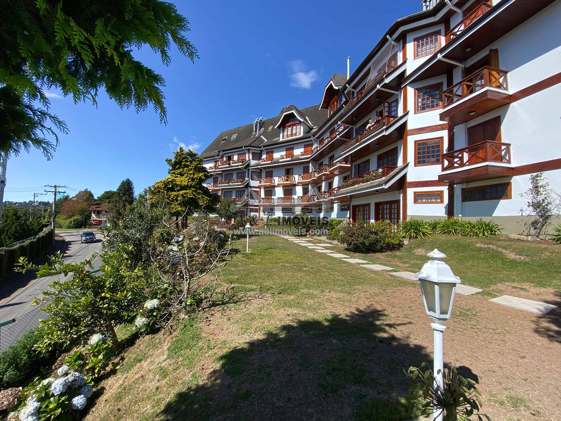 Apartamento, 3 quartos, 229 m² - Foto 1