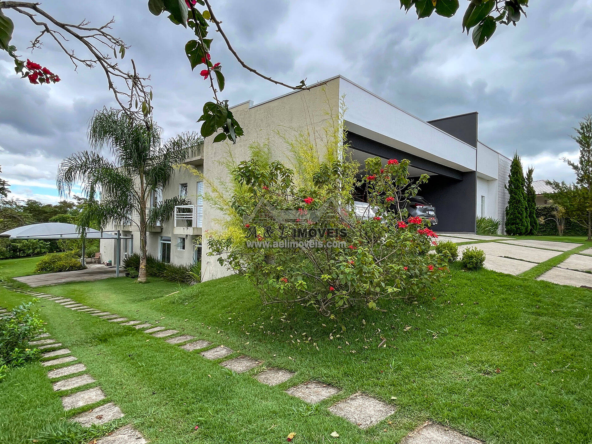 Casa de Condomínio à venda com 3 quartos, 500m² - Foto 4