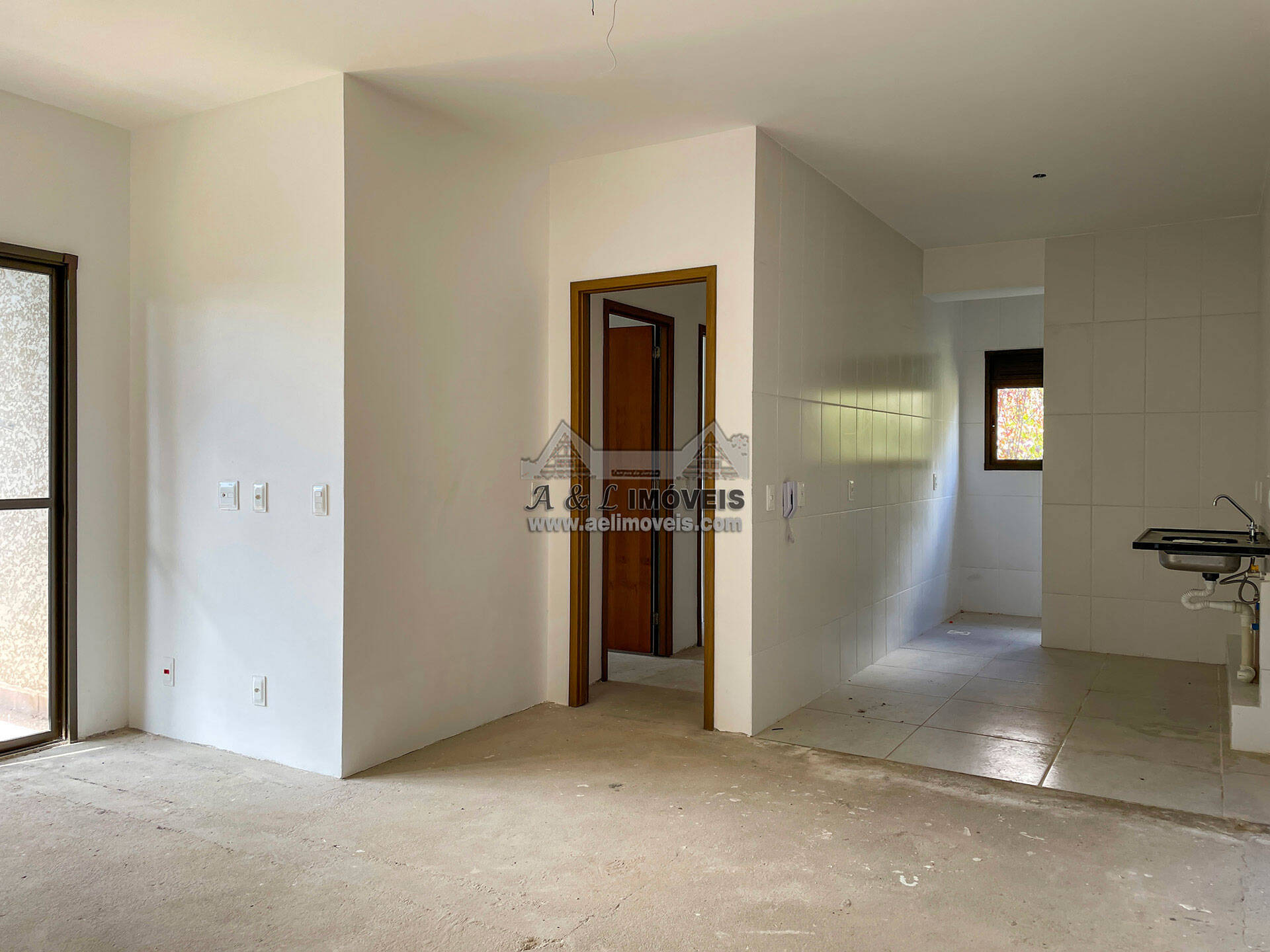 Apartamento à venda com 2 quartos, 58m² - Foto 3