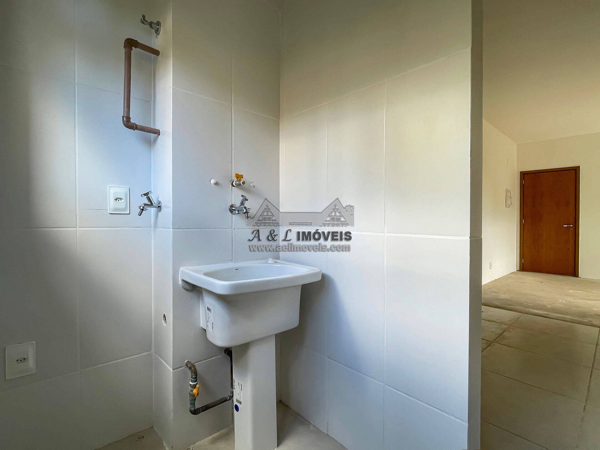Apartamento à venda com 2 quartos, 58m² - Foto 7