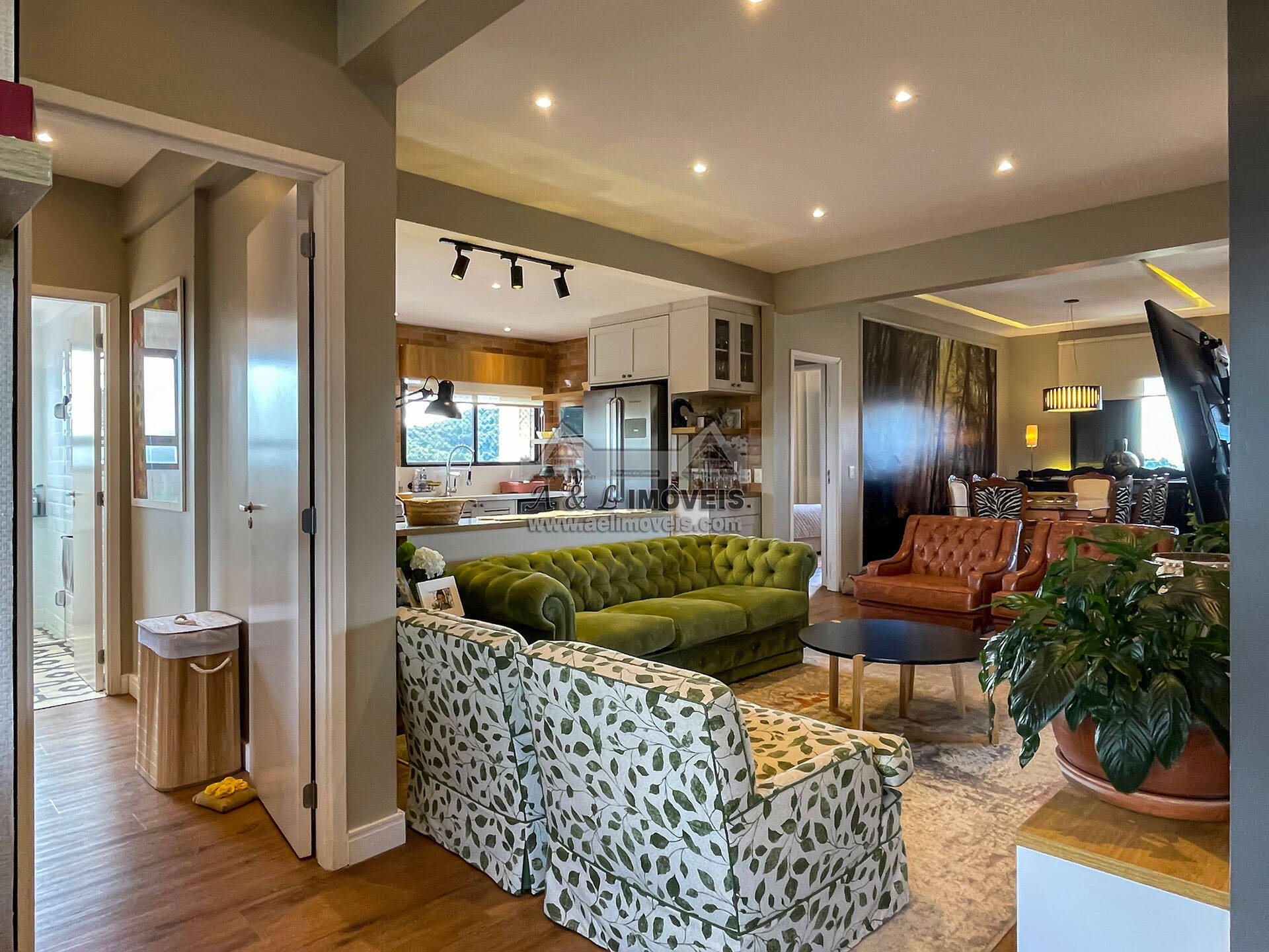 Apartamento à venda com 3 quartos, 116m² - Foto 11