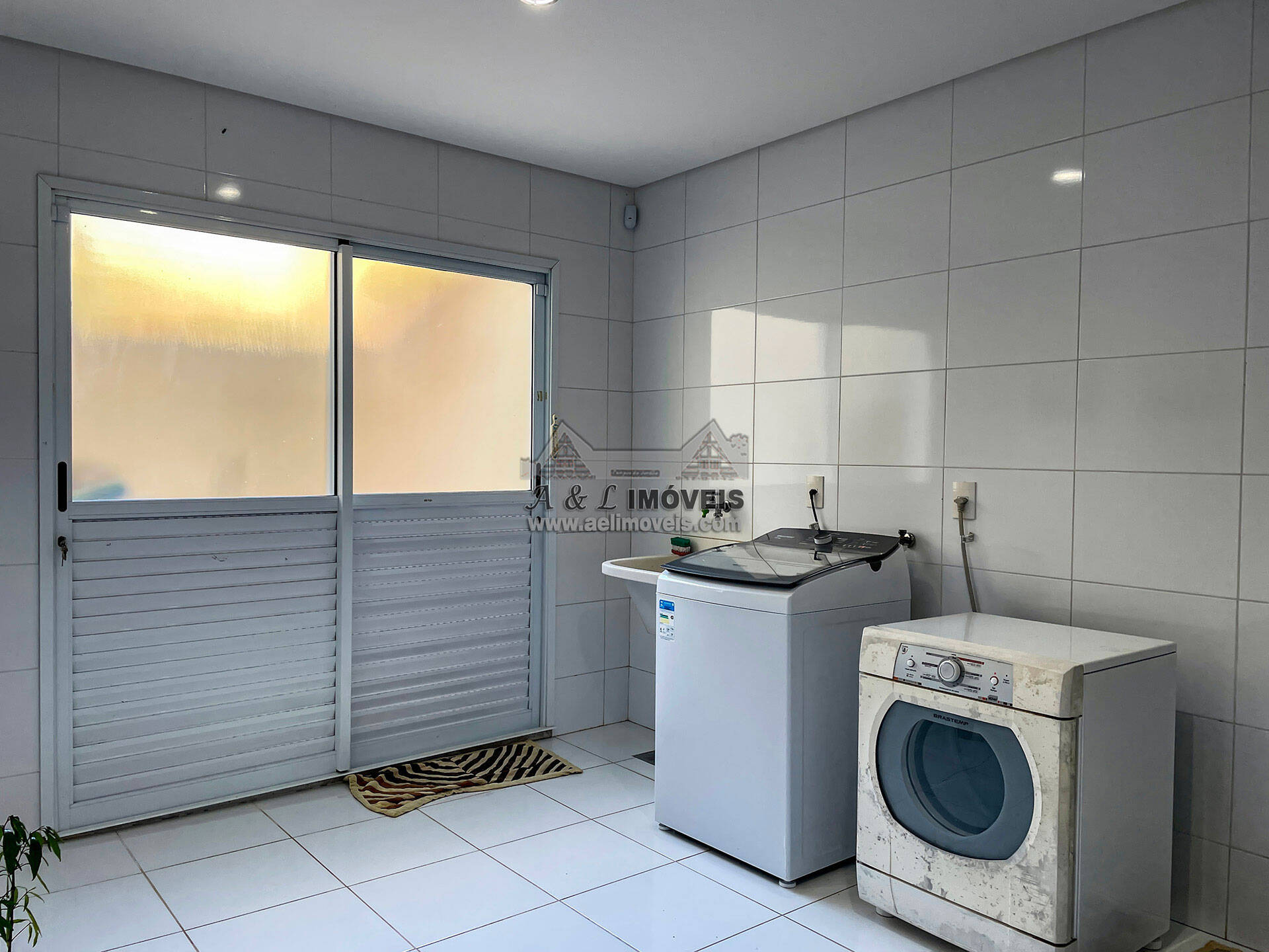 Casa de Condomínio à venda com 3 quartos, 595m² - Foto 19
