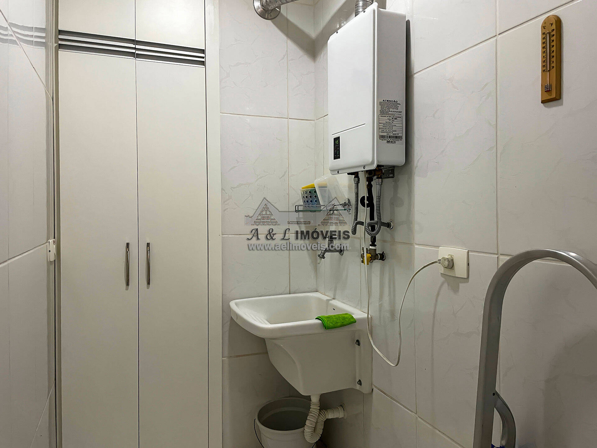 Apartamento à venda com 1 quarto, 74m² - Foto 17