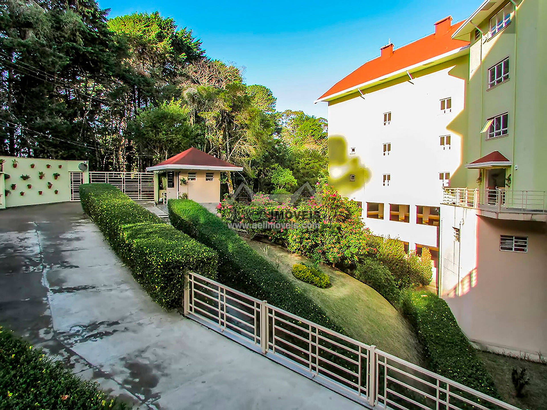 Apartamento à venda com 1 quarto, 74m² - Foto 2