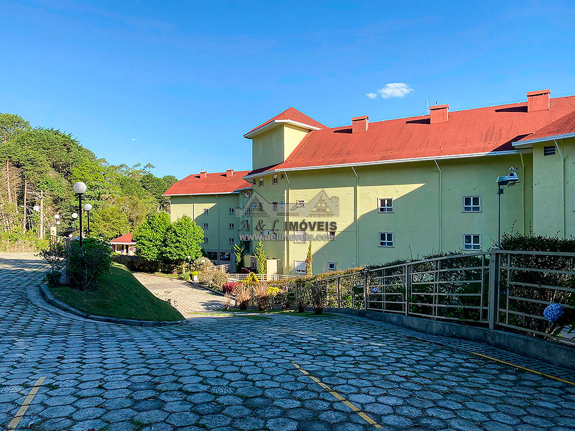 Apartamento à venda com 1 quarto, 74m² - Foto 4