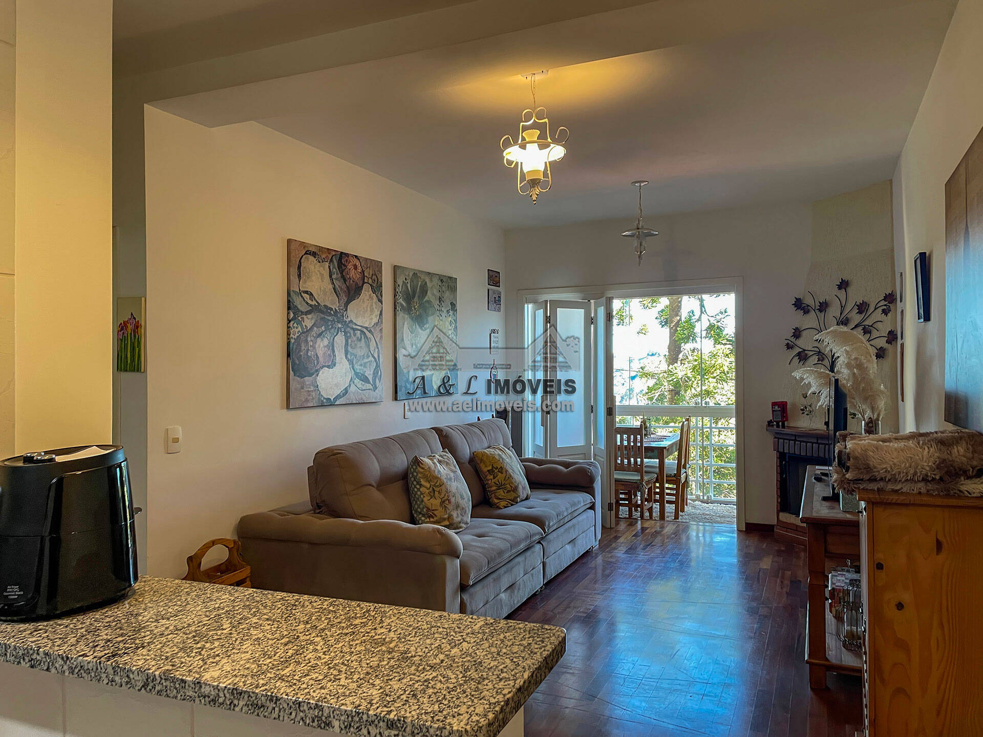 Apartamento à venda com 1 quarto, 74m² - Foto 1