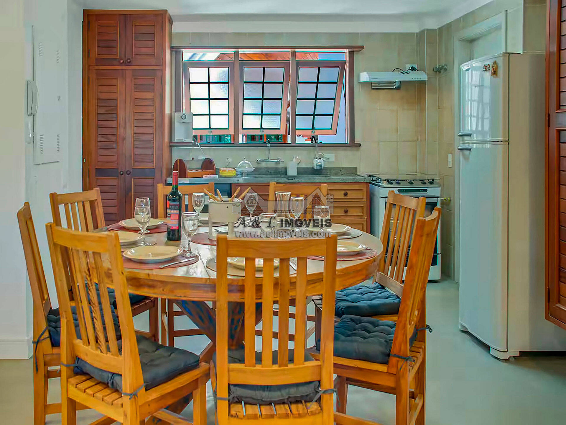 Apartamento à venda com 5 quartos, 200m² - Foto 4