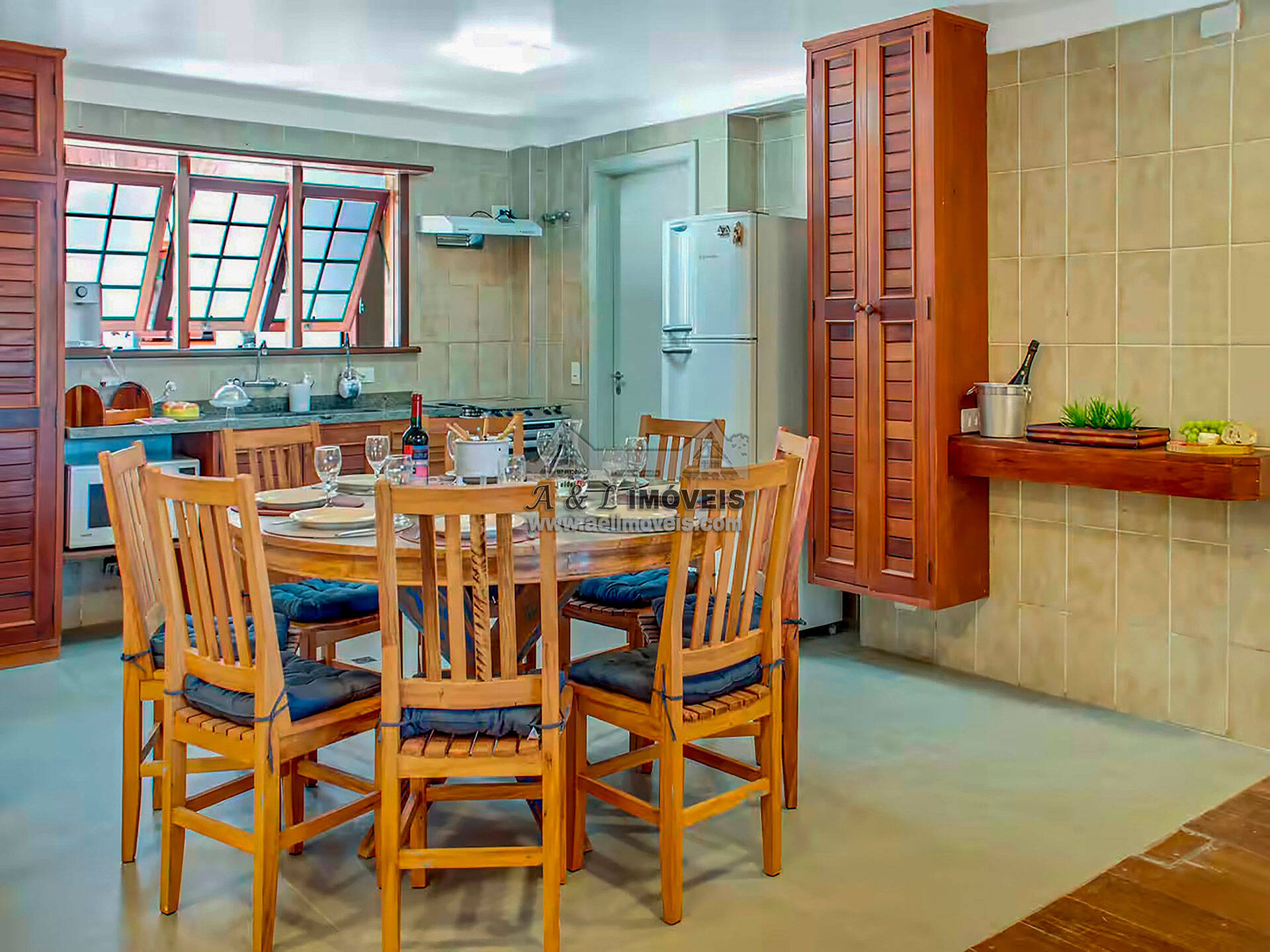 Apartamento à venda com 5 quartos, 200m² - Foto 6