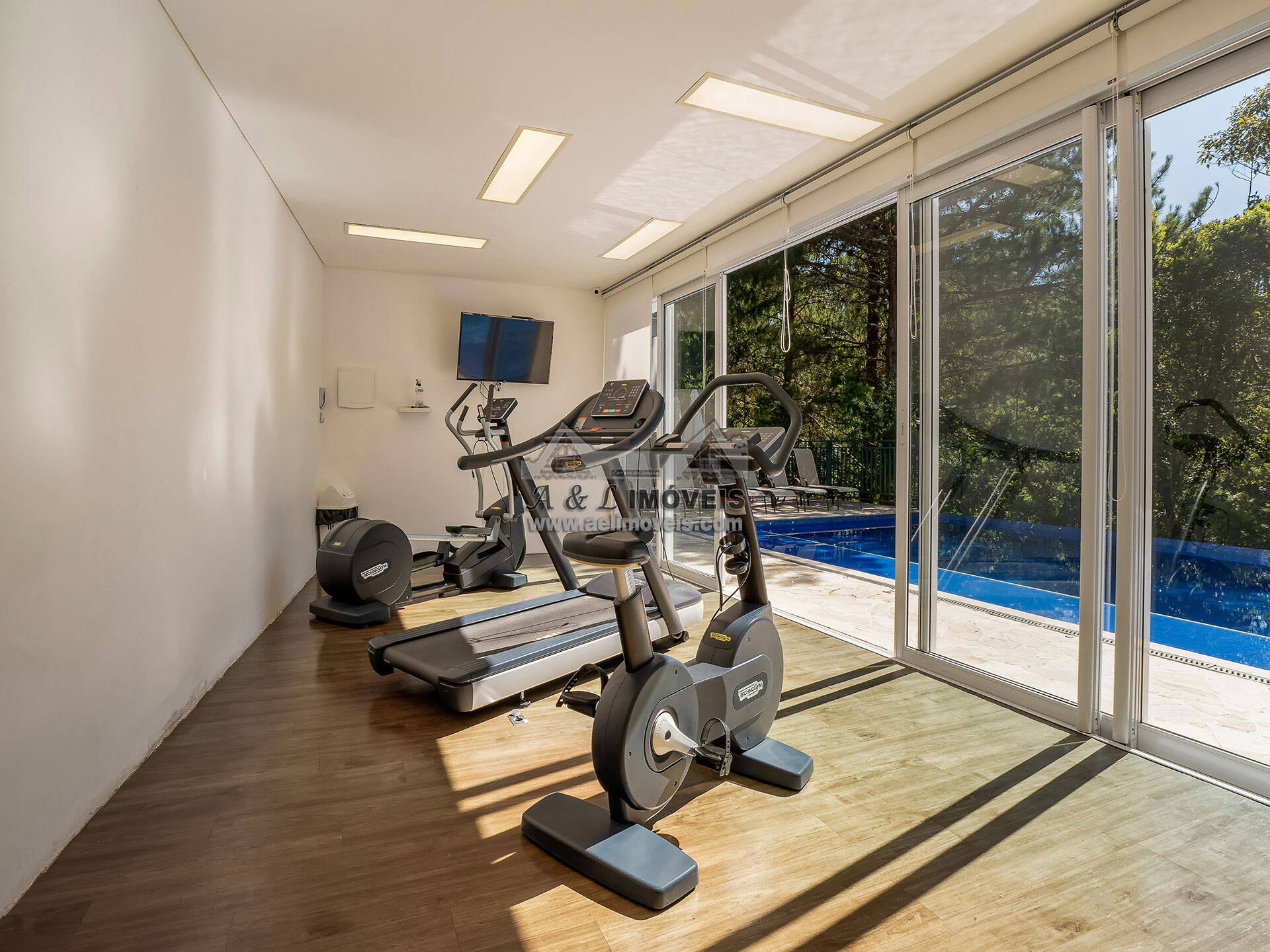 Apartamento à venda com 2 quartos, 87m² - Foto 8