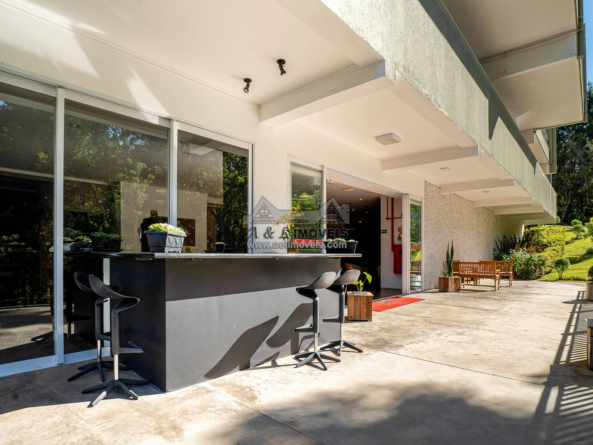 Apartamento à venda com 2 quartos, 87m² - Foto 12