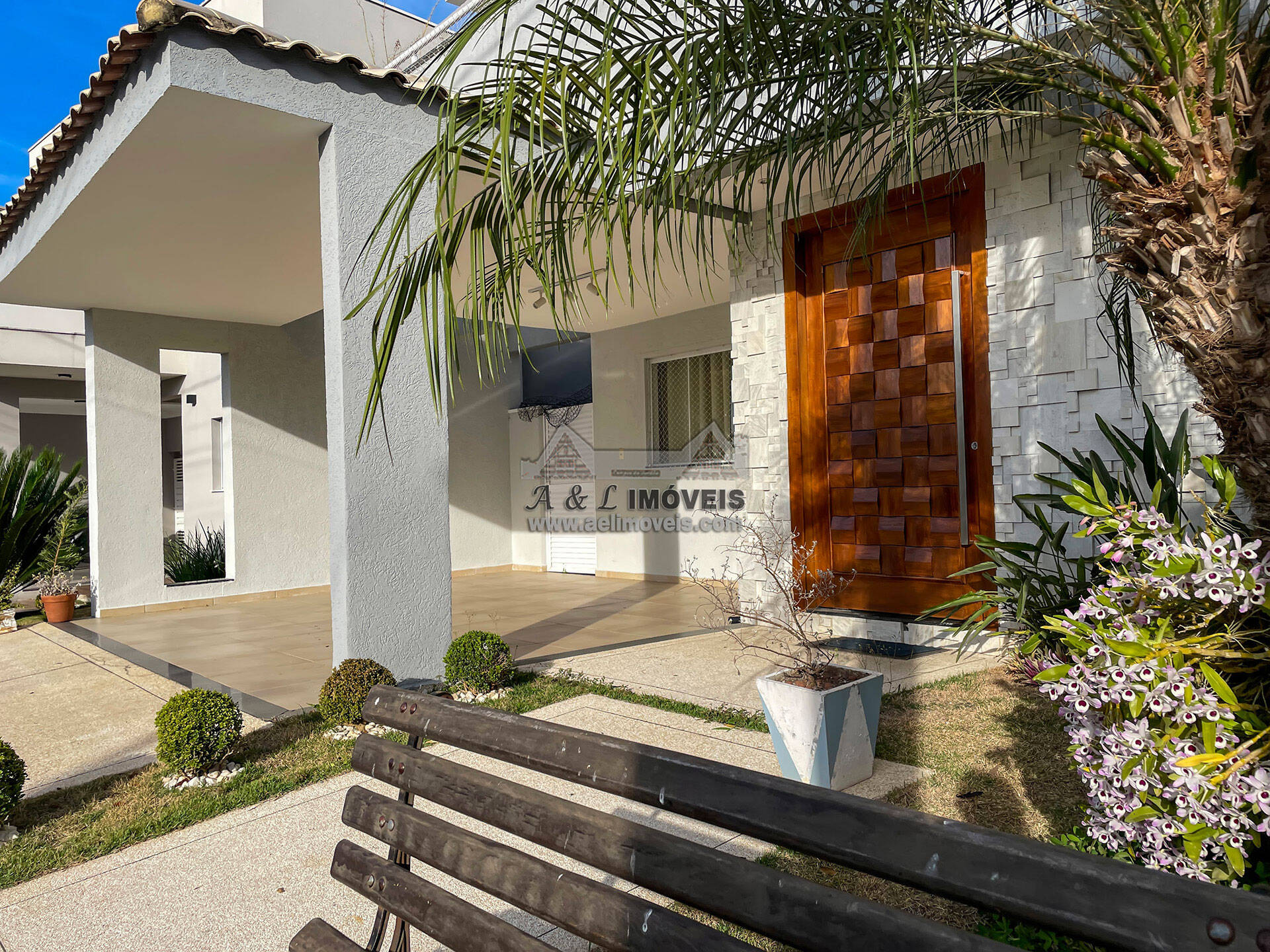 Casa à venda com 3 quartos, 280m² - Foto 4