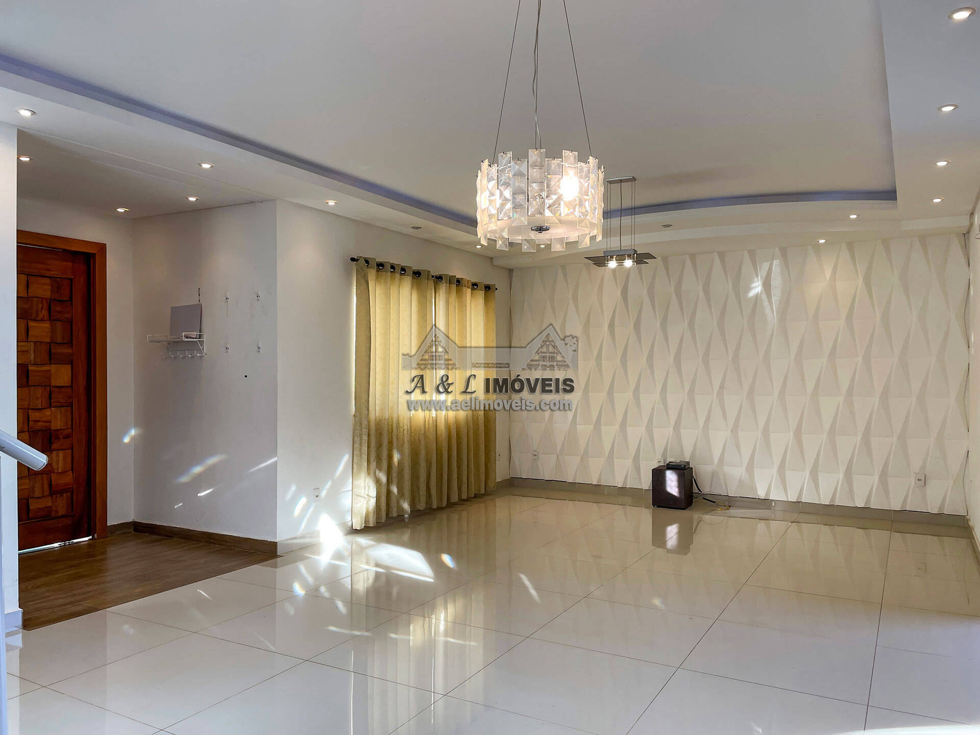 Casa à venda com 3 quartos, 280m² - Foto 8