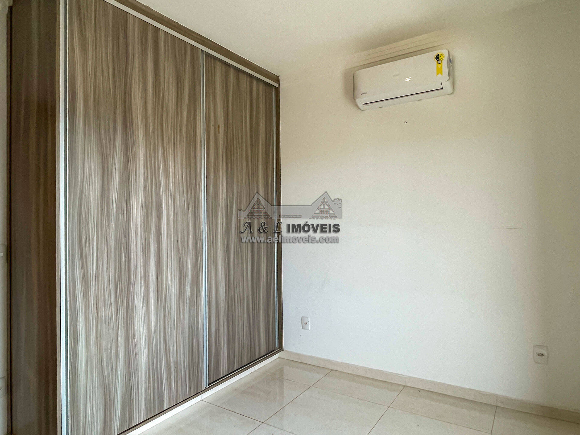 Casa à venda com 3 quartos, 280m² - Foto 40