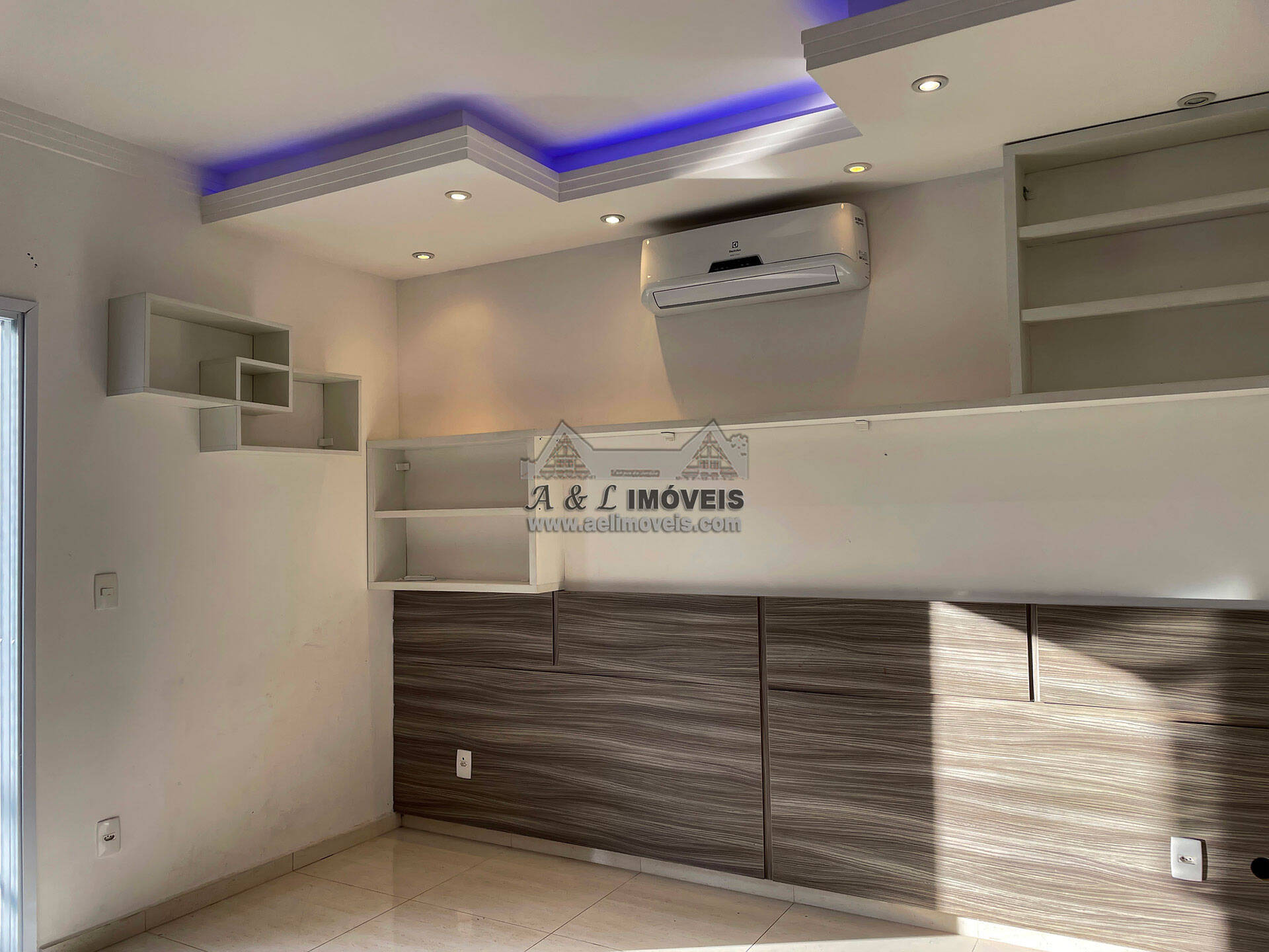 Casa à venda com 3 quartos, 280m² - Foto 42