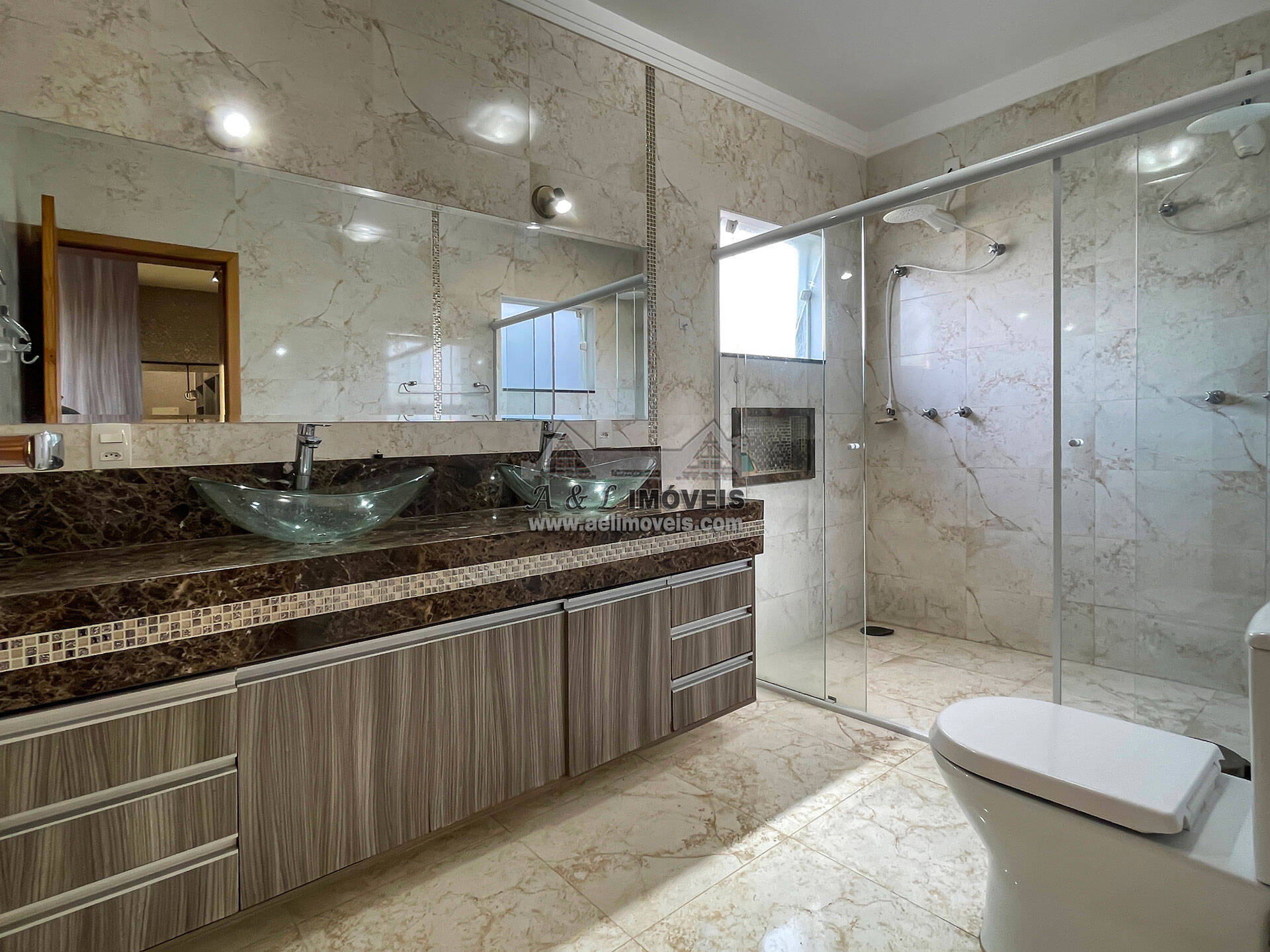 Casa à venda com 3 quartos, 280m² - Foto 50