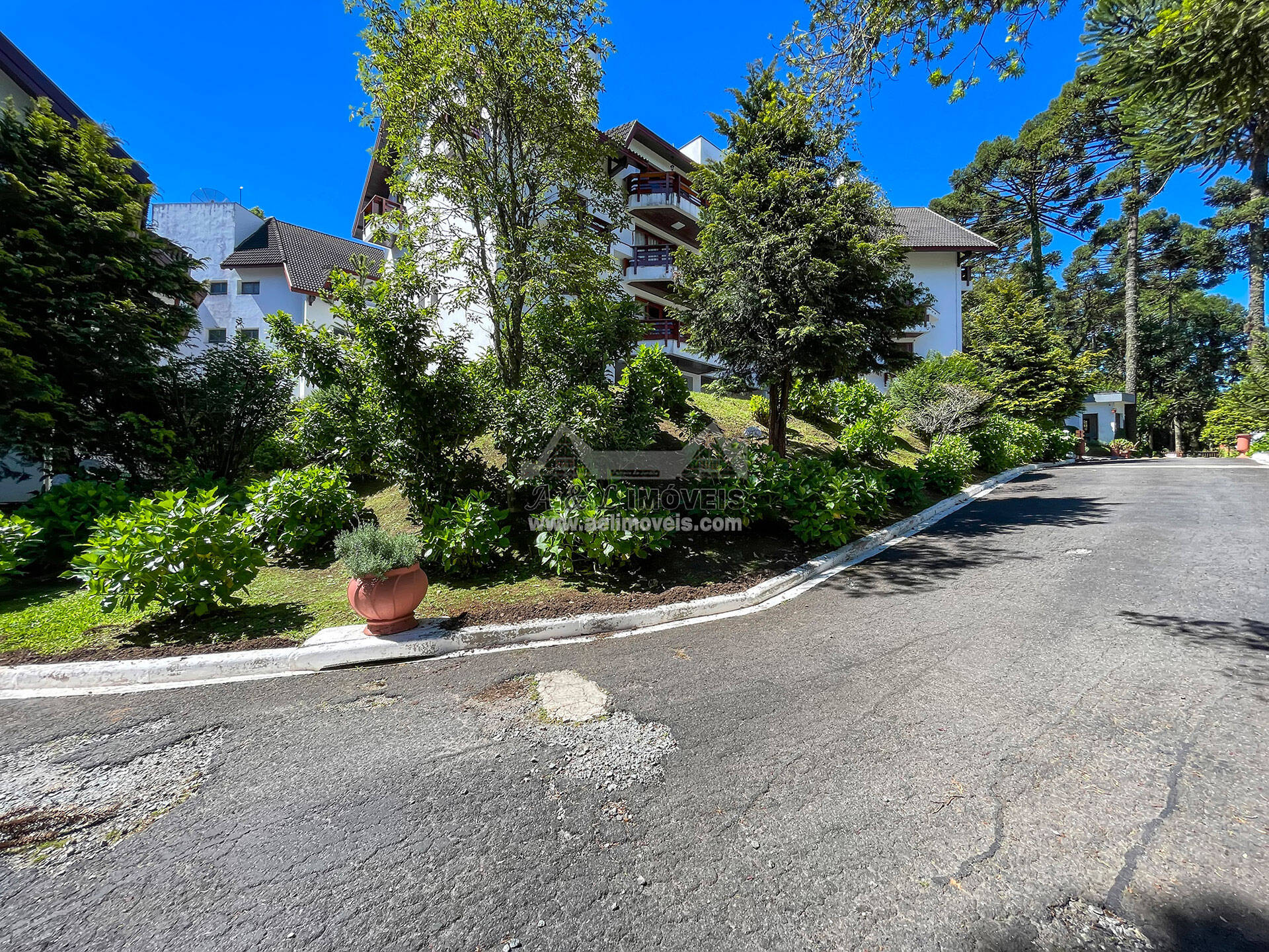 Apartamento, 3 quartos, 147 m² - Foto 2