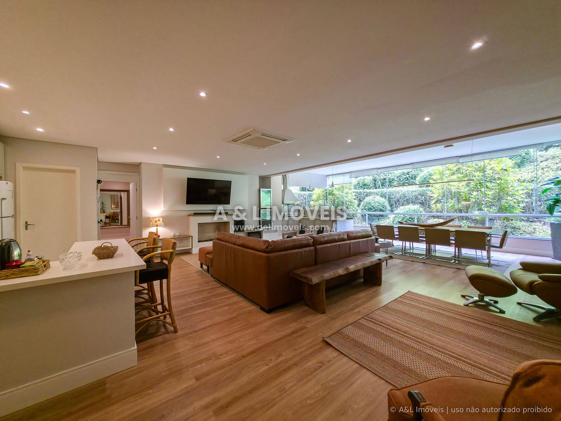 Apartamento, 3 quartos, 159 m² - Foto 1