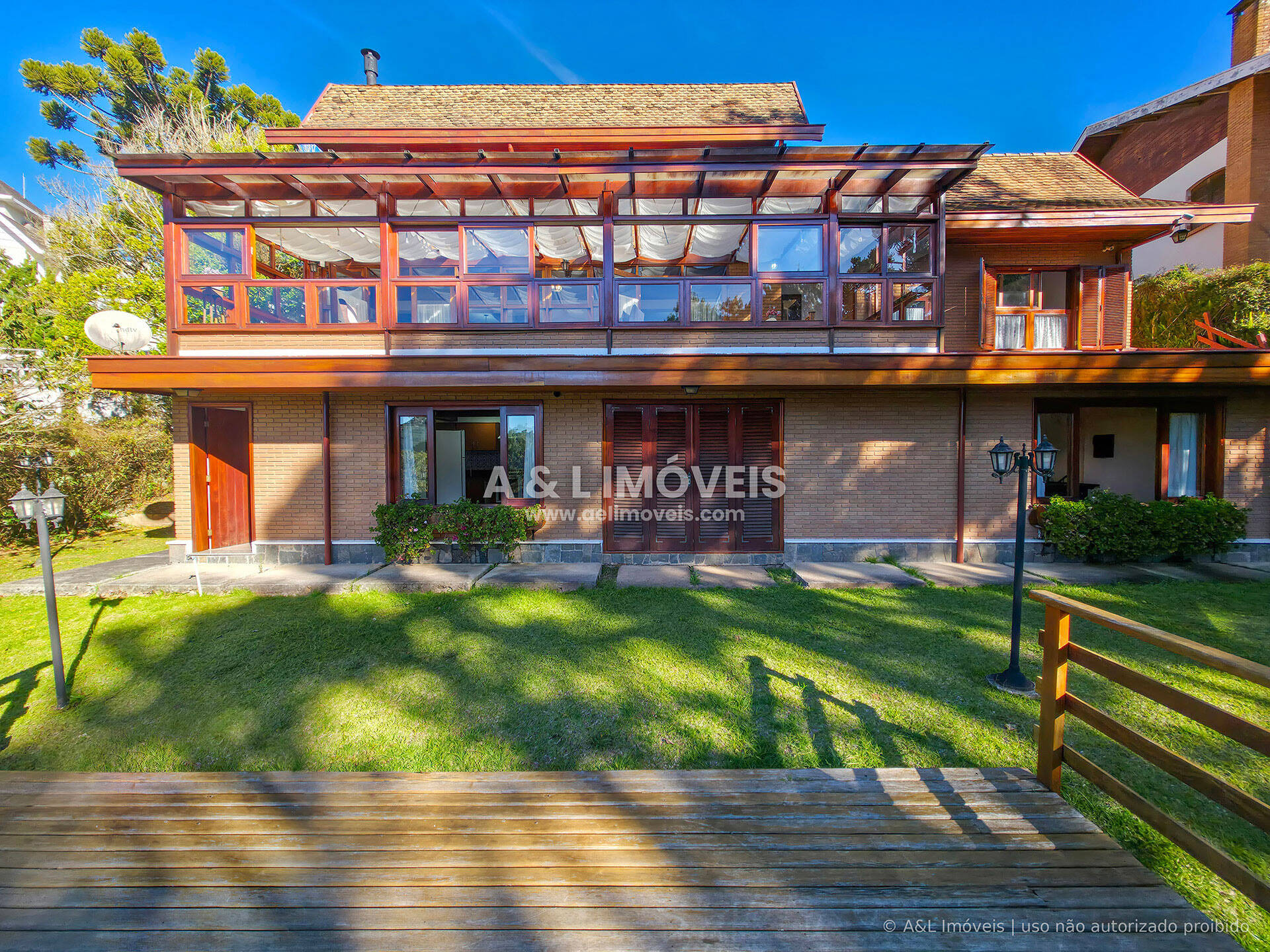 Casa, 4 quartos, 312 m² - Foto 1