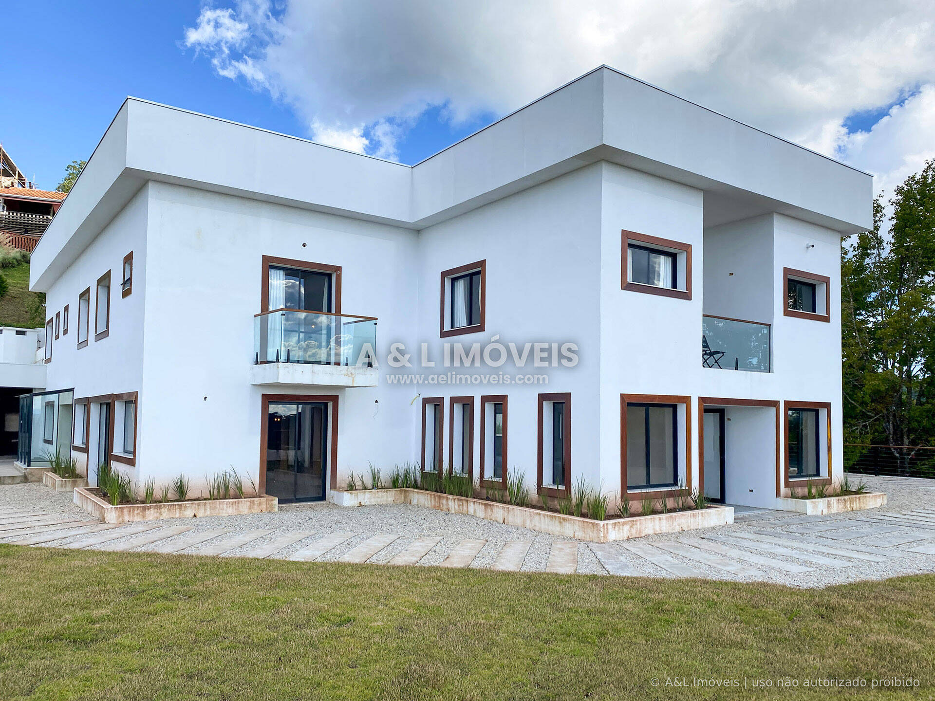 Casa, 7 quartos, 1320 m² - Foto 1