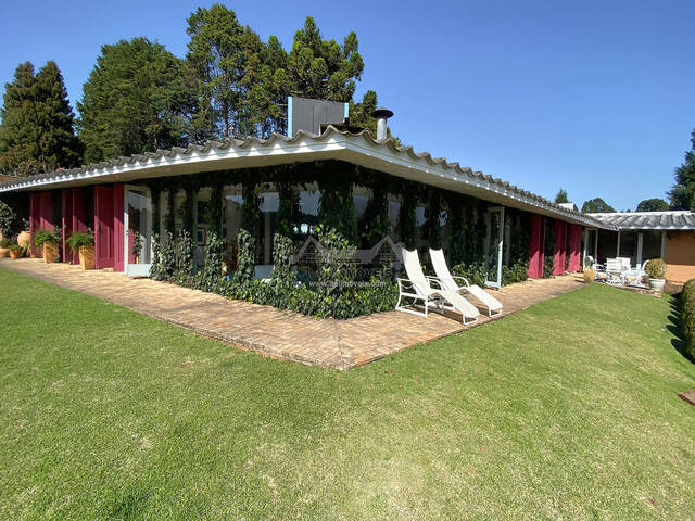 #11 - Casa para Venda em Campos do Jordão - SP