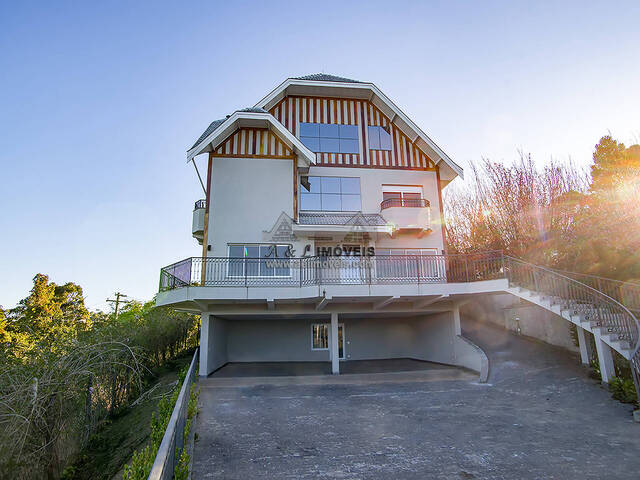 #56 - Casa em condomínio para Venda em Campos do Jordão - SP - 2