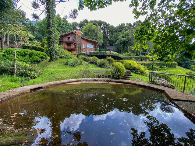 #241 - Casa para Venda em Campos do Jordão - SP - 1