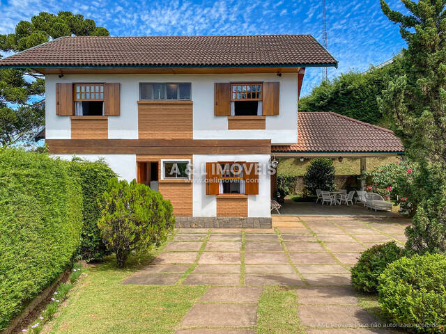 Casa para Venda em Campos do Jordão - 2