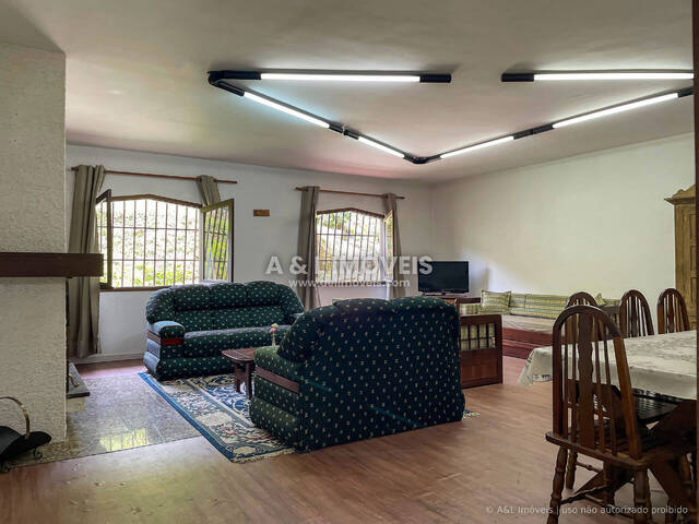 Venda em Capivari - Campos do Jordão