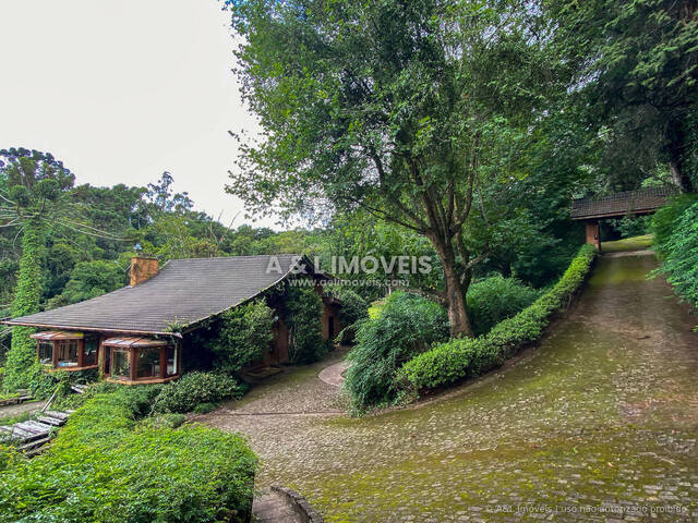 Casa para Venda em Campos do Jordão - 4