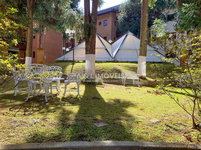 Apartamento para Venda em Campos do Jordão - 2