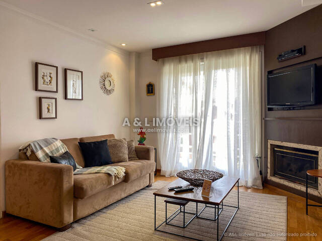 Apartamento para Venda em Campos do Jordão - 2