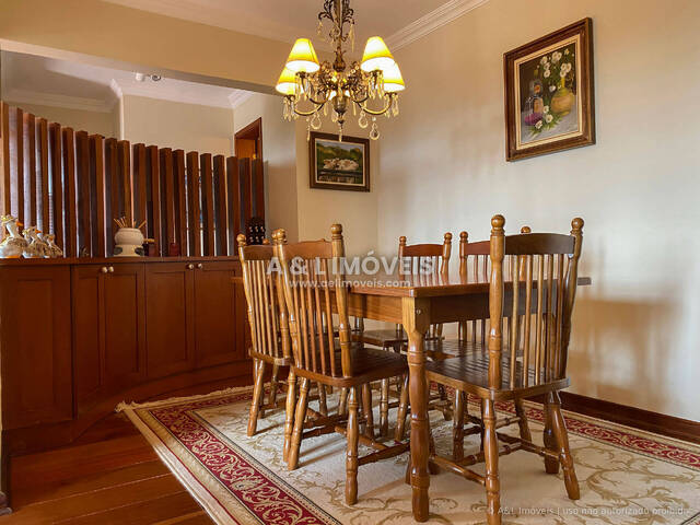 Apartamento para Venda em Campos do Jordão - 2