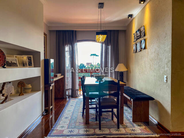 Apartamento para Venda em Campos do Jordão - 2